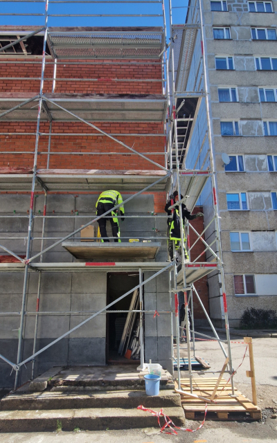 Apturētas nedrošās darba vietas bilde